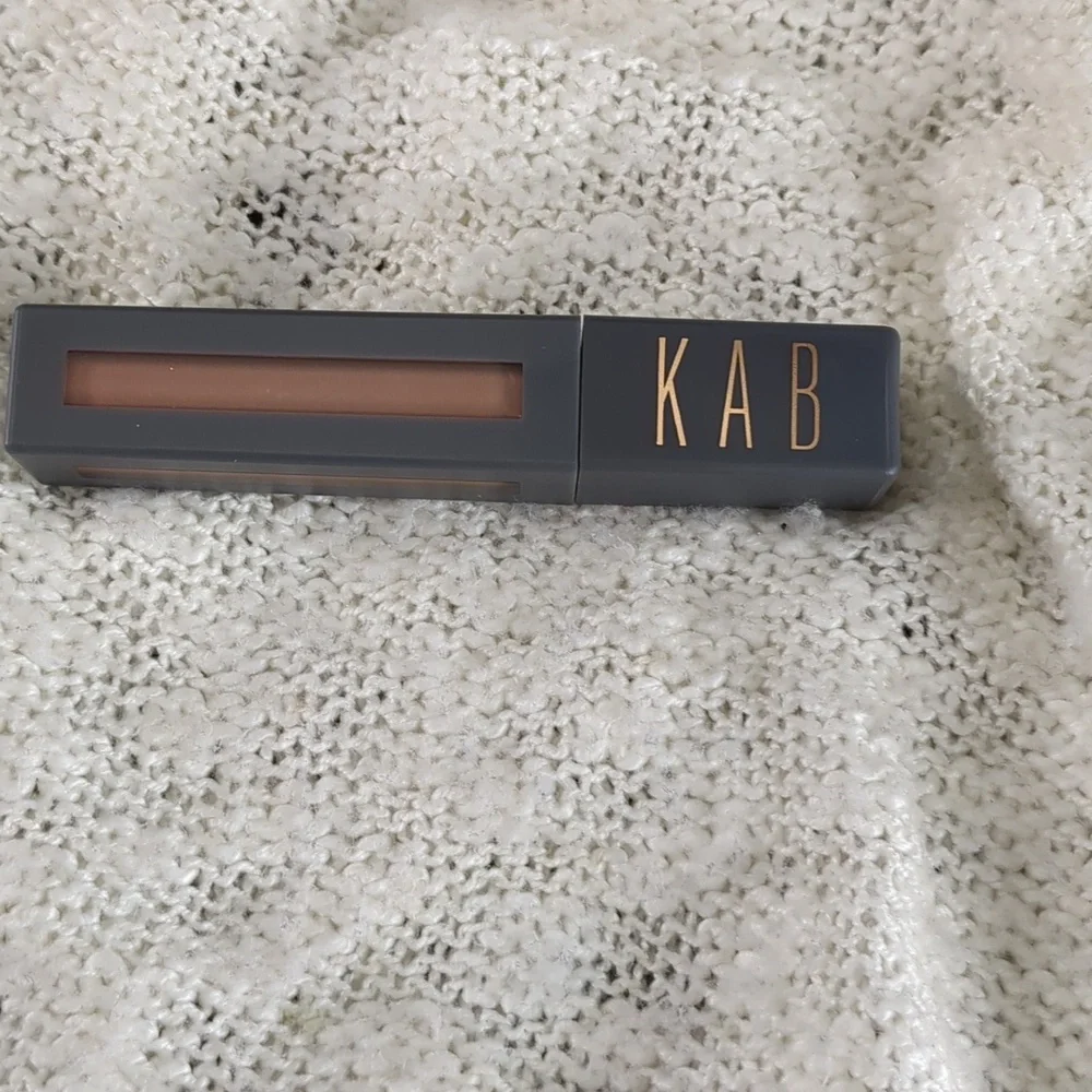 KAB Cosmetics Lip Gloss in Sending Nudes, 5g/0.175oz